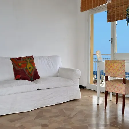 Apartment House Lo Scoglio Cavi di Lavagna