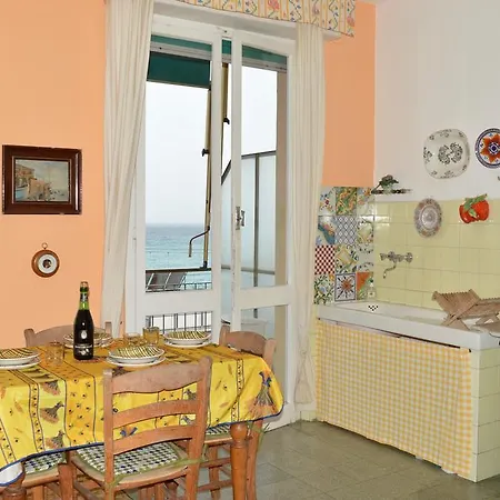 House Lo Scoglio Cavi di Lavagna